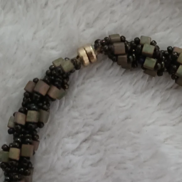 Necklace - Picture 3 of 3